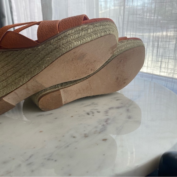 Zara Tangerine Cross-Strap Sandals - Picture 5 of 5